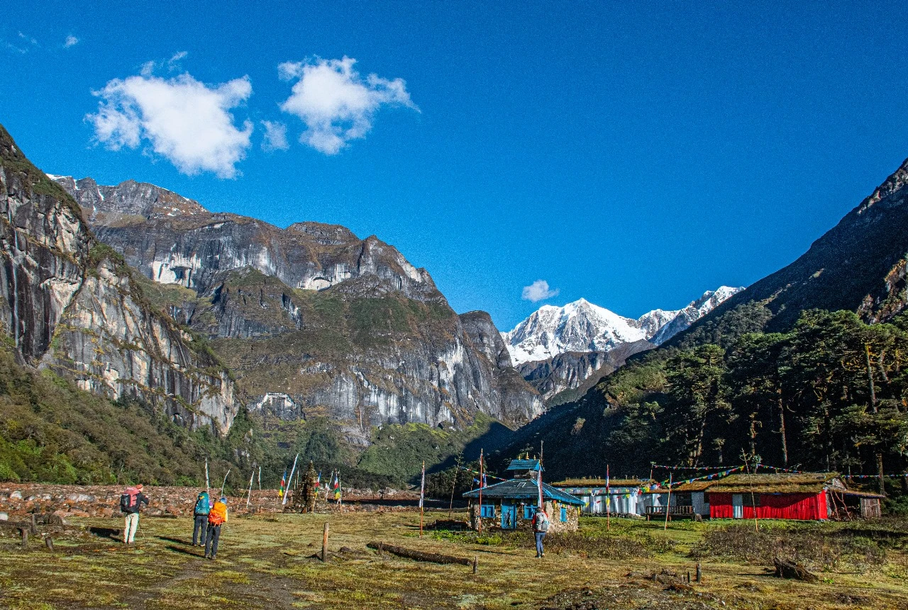  Trekking Makalu Base Camp 