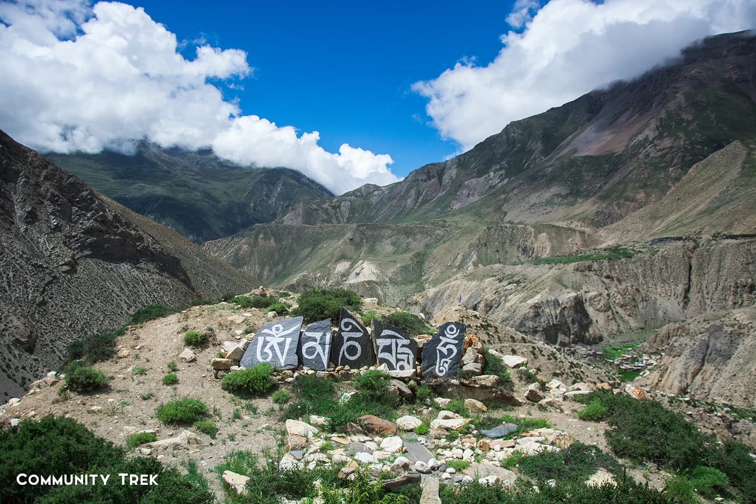 Nar Phu Valley Lodge Trek