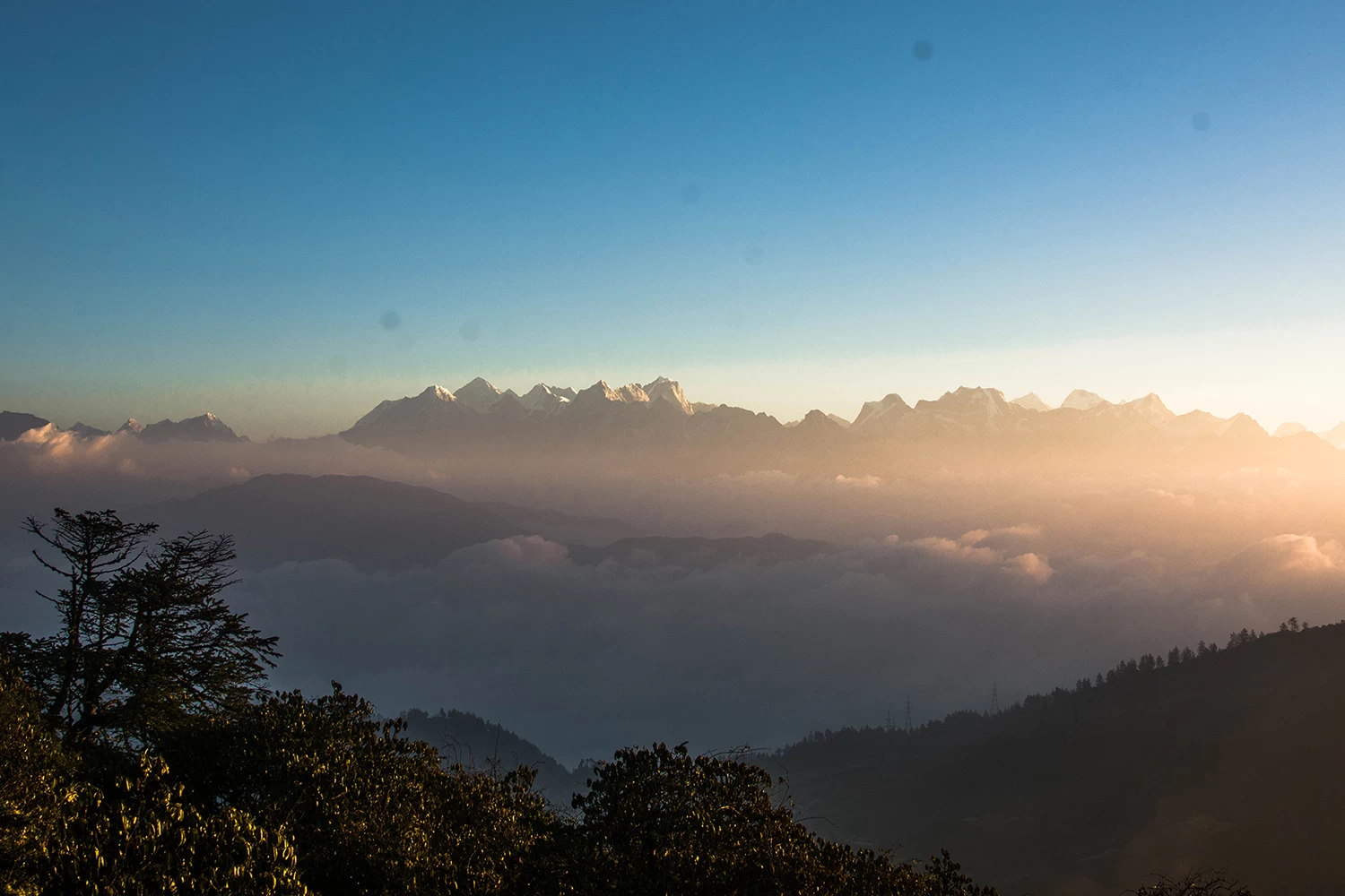  Everest Himalayan panorama view from Dham, Pikey. 