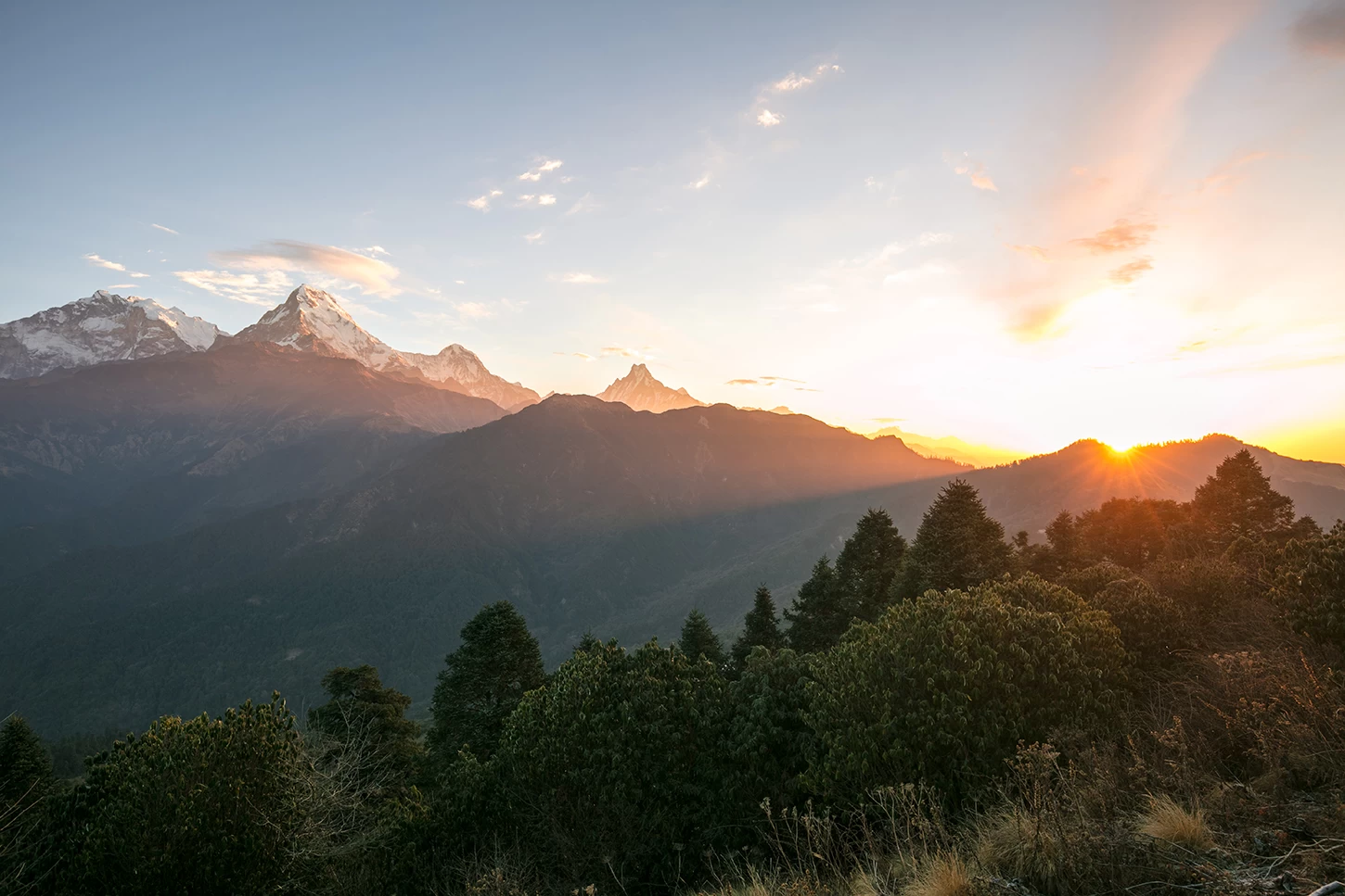  Sunrise view from Poon Hill, Ghorepaani. 