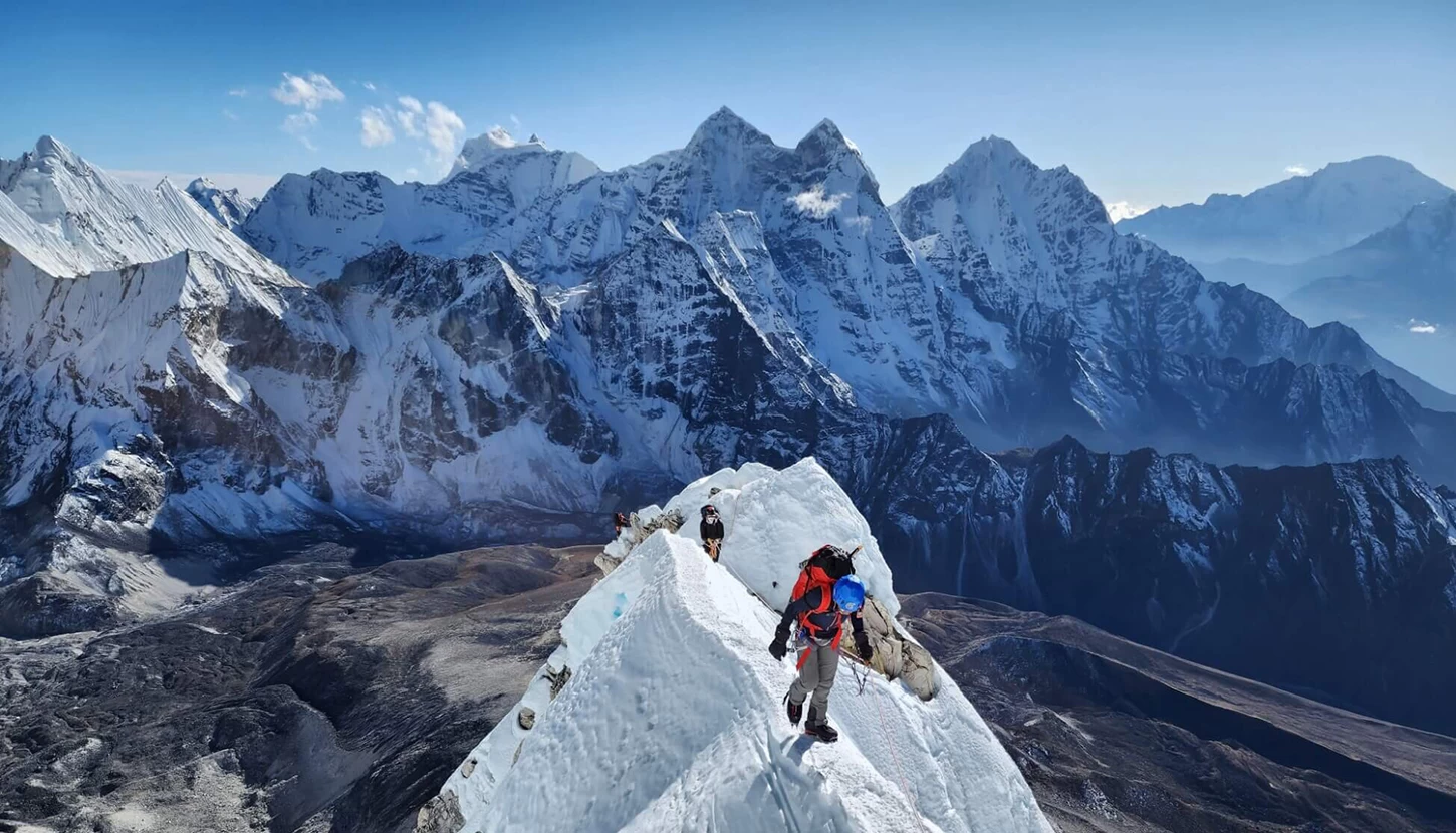 Ama Dablam Expedition (6812m)